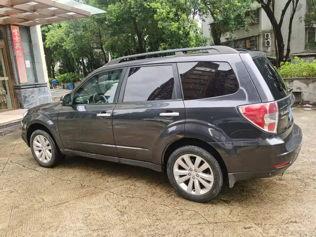 Subaru Forester 2011