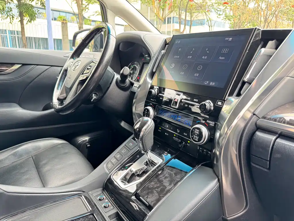 Toyota Vellfire 2020 — фото 21