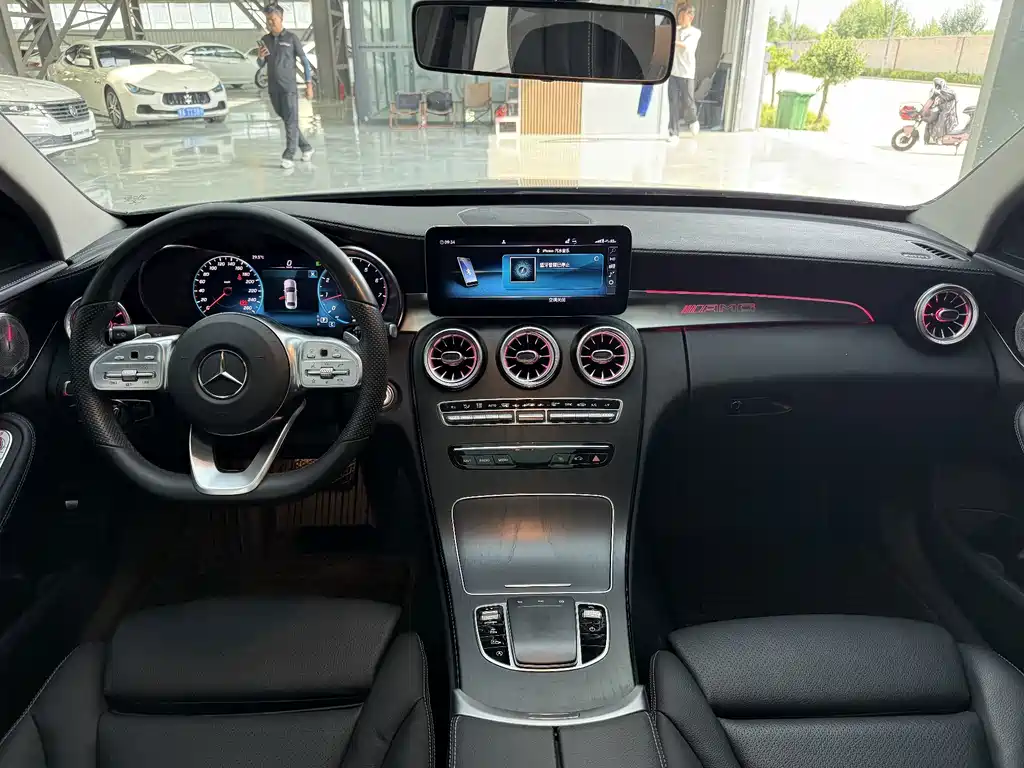 Mercedes-Benz C-Class 2021
