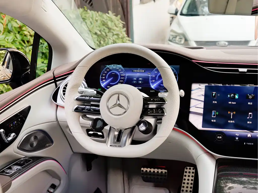 Mercedes-Benz EQS AMG 2025 — фото 17