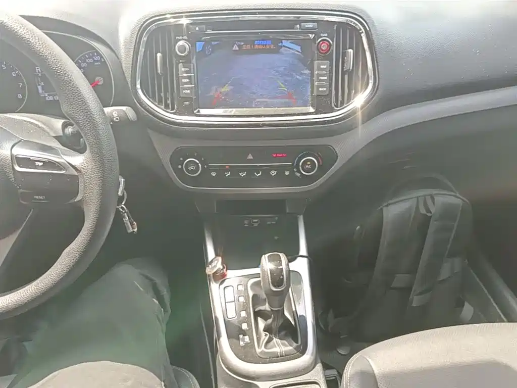 Kia KX3 2016 — фото 14