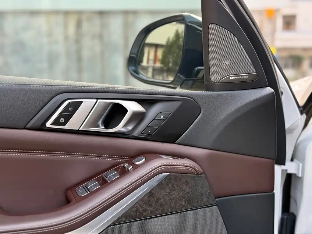 BMW X5 2023 — фото 11