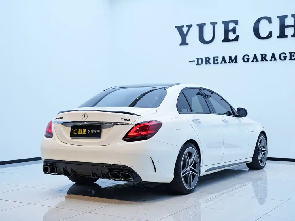 Mercedes-Benz C-Class AMG 2022 — фото 6