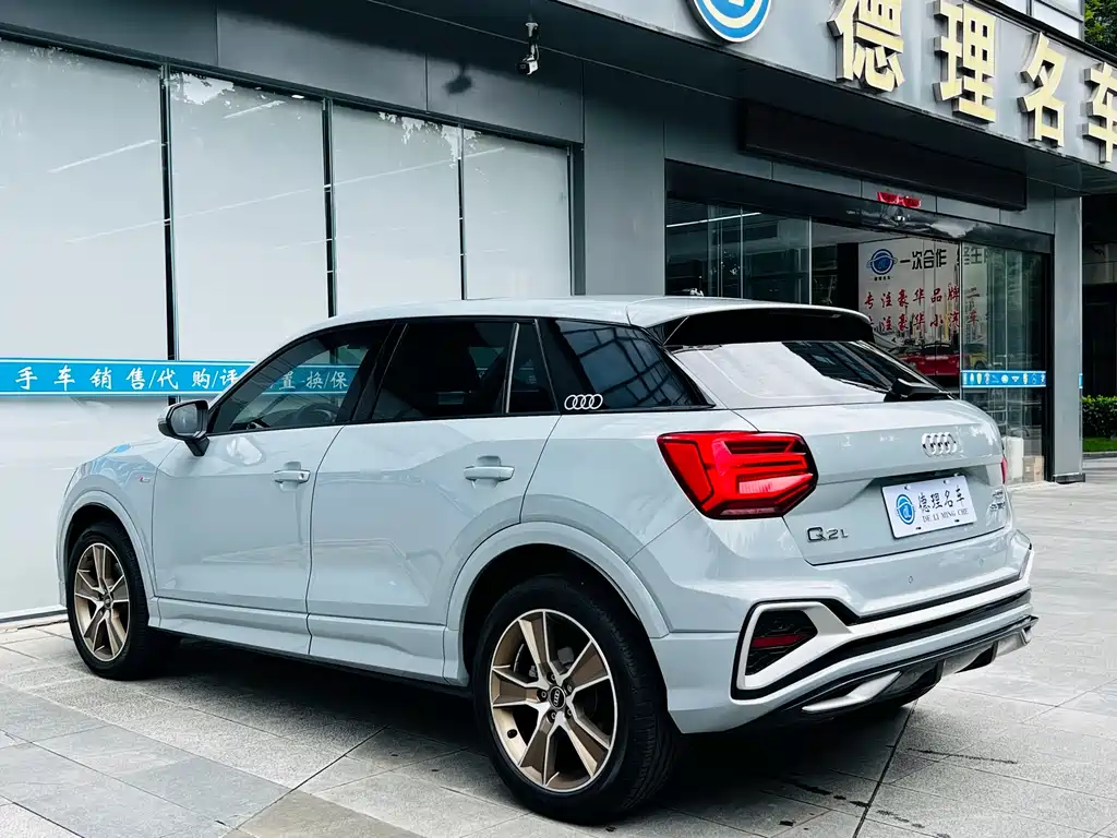 Audi Q2L 2023 — фото 13