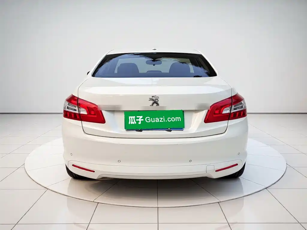 Peugeot 408 2016