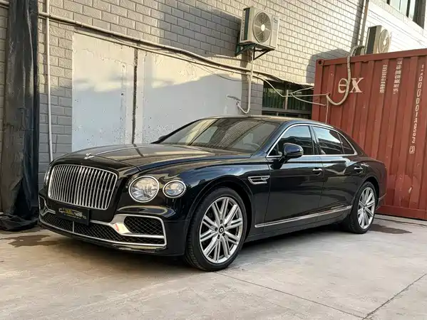 Bentley Flying Spur 2023