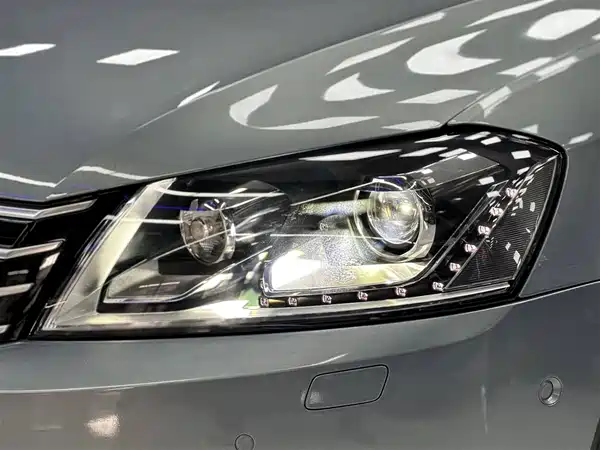 Volkswagen Magotan 2013