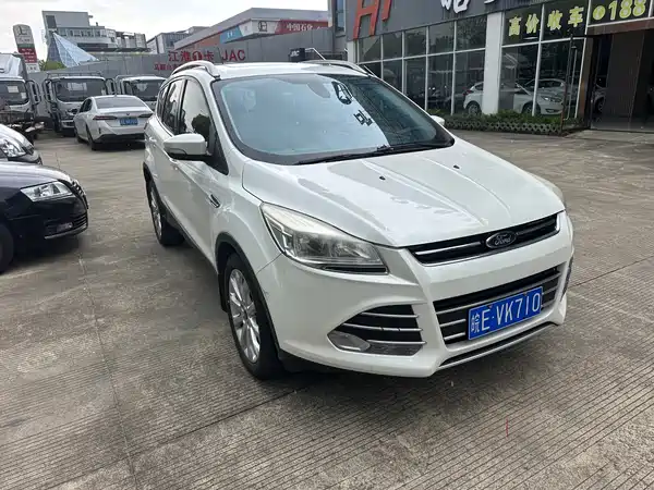 Ford Kuga 2016