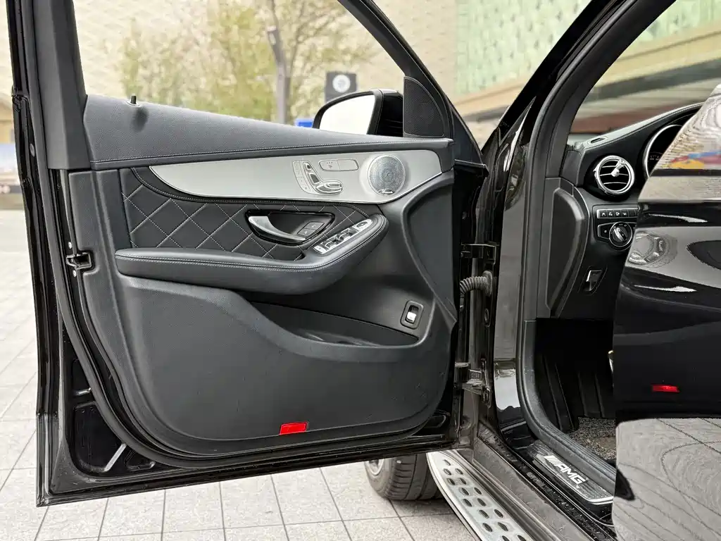 Mercedes-Benz GLC Coupe AMG 2020 — фото 10