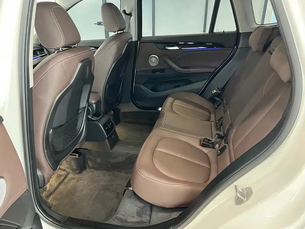 BMW X1 2023 — фото 18