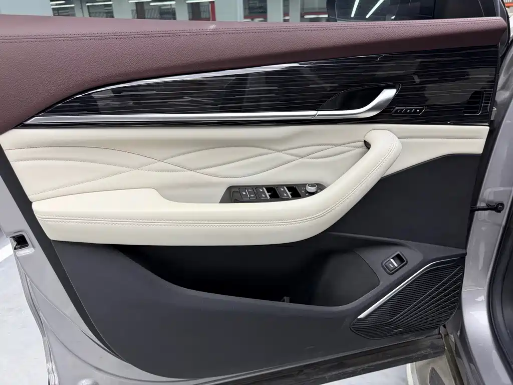 Geely Xingyue L 2025 — фото 12