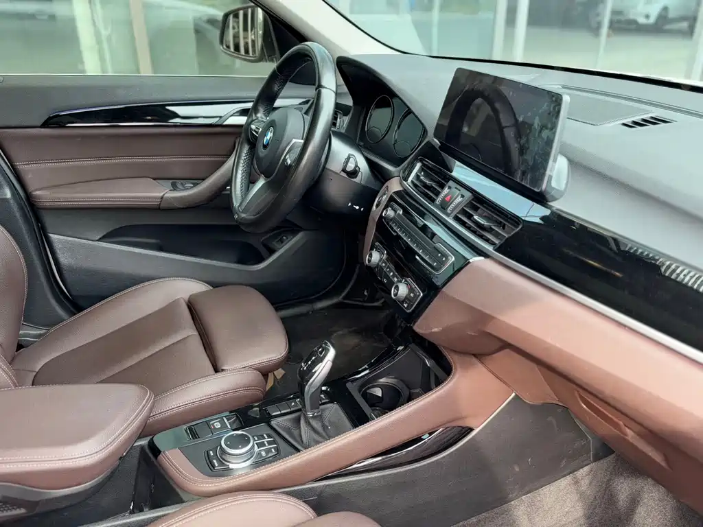 BMW X1 2019 — фото 10