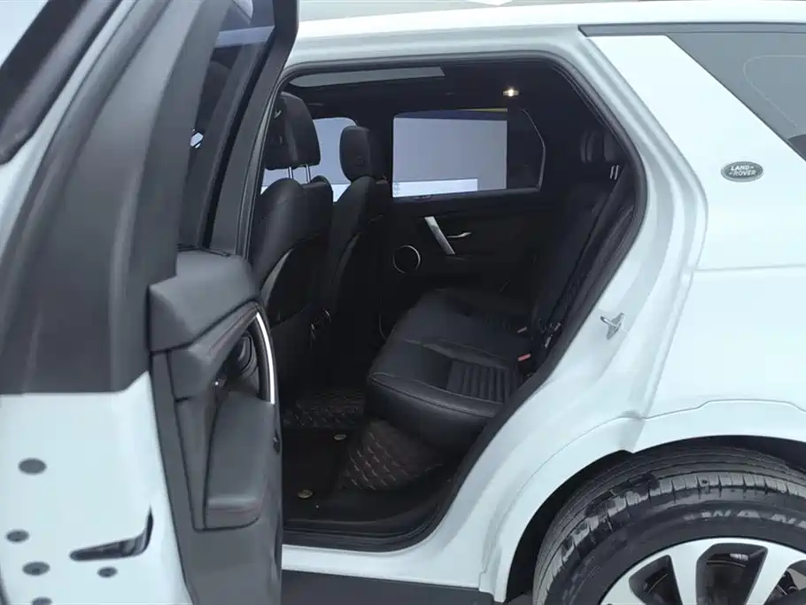 Land Rover Discovery Sport 2020 — фото 11