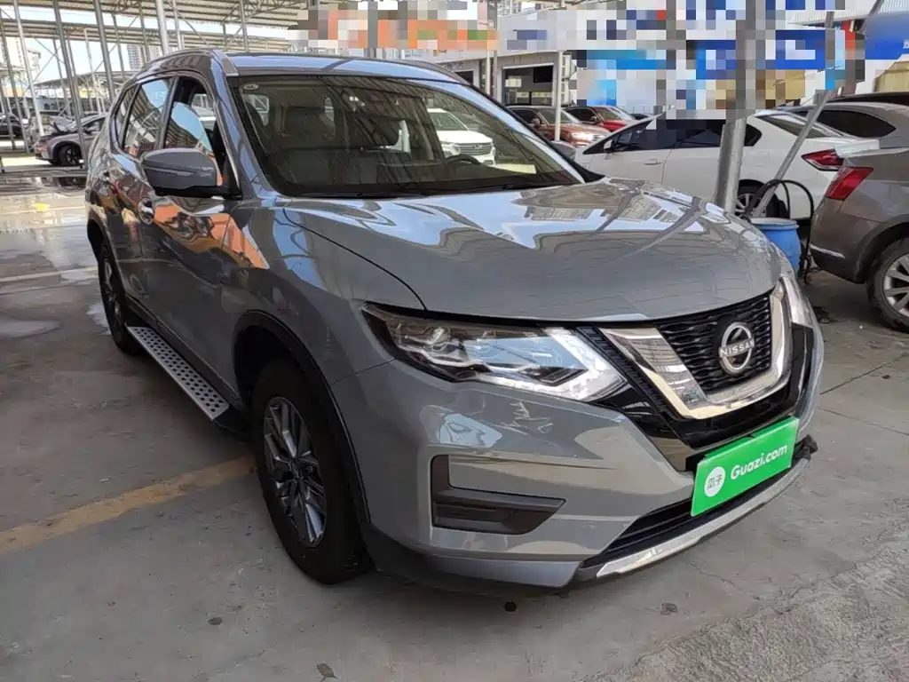Nissan X-Trail 2025