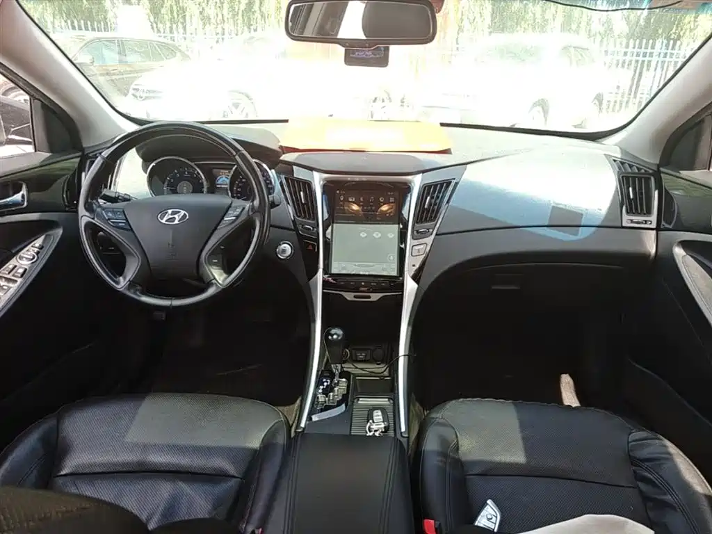 Hyundai Sonata 2015 — фото 10