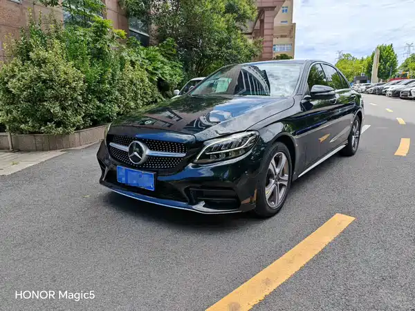 Mercedes-Benz C-Class 2020