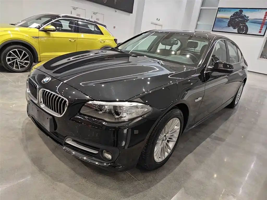 BMW 5 Series 2015 — фото 2