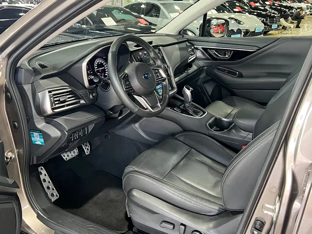 Subaru Outback 2021 — фото 12