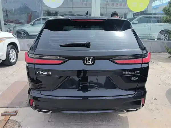 Honda Breeze 2025