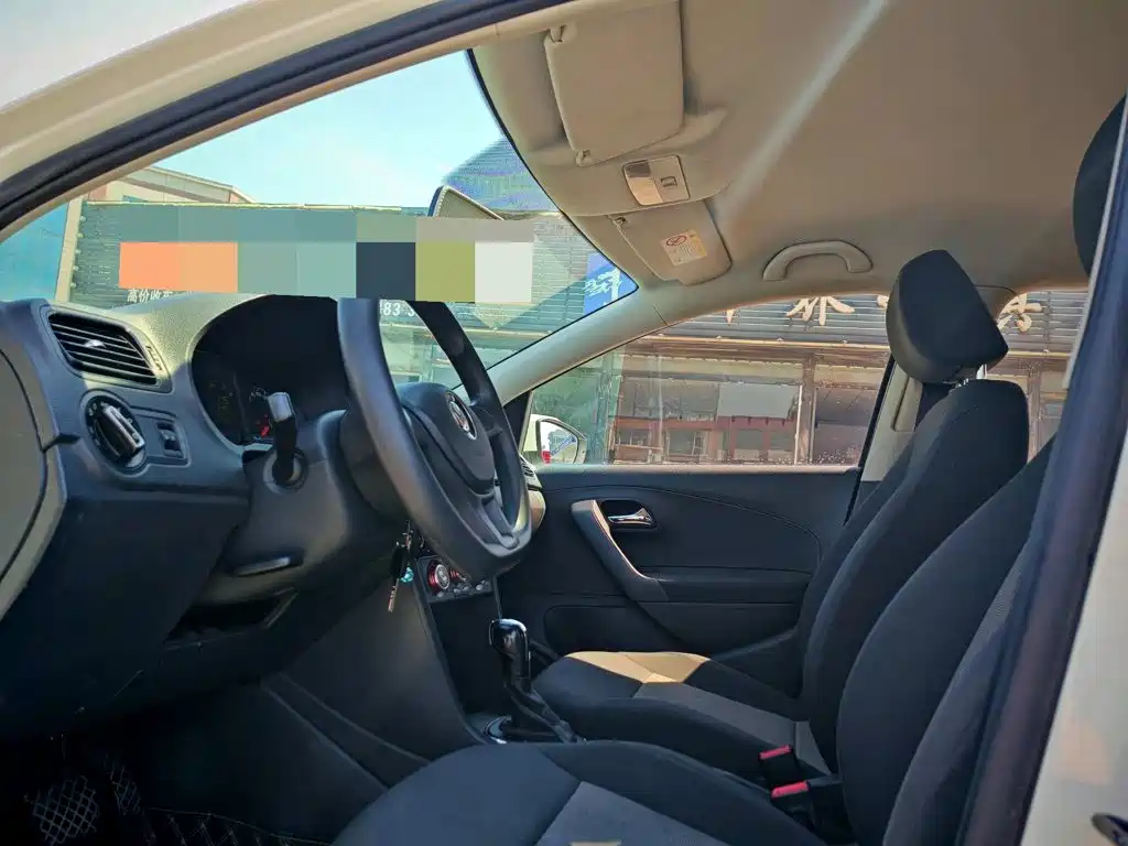 Volkswagen Polo 2016