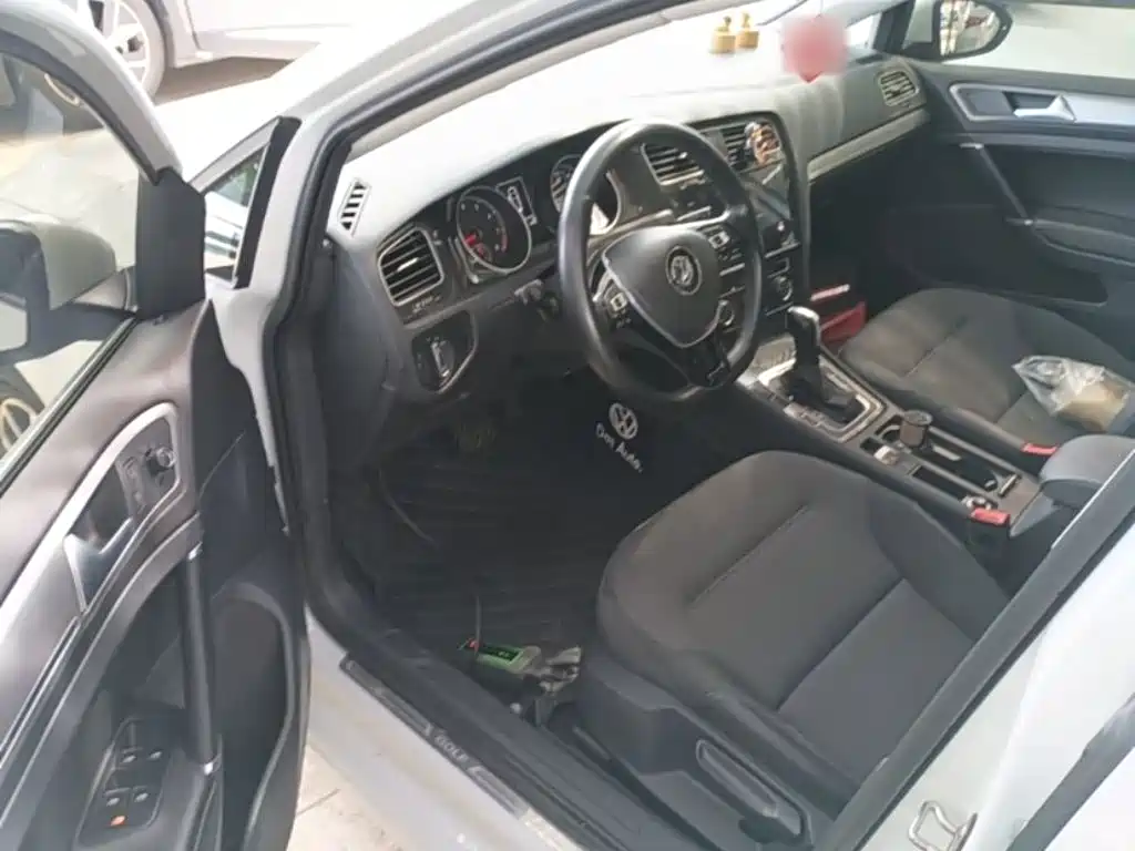 Volkswagen Golf 2020 — фото 15