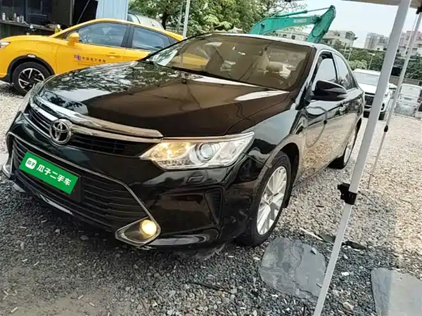 Toyota Camry 2015