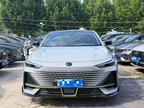Changan UNI-V 2023