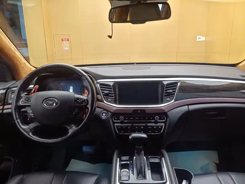 GAC Trumpchi GS8 2019 — фото 19