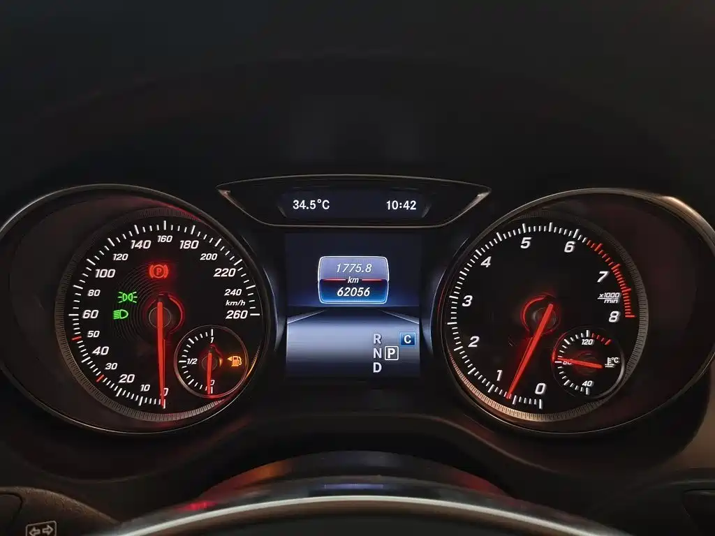 Mercedes-Benz GLA 2019 — фото 12