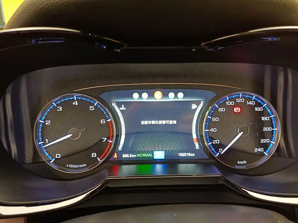 GAC Trumpchi GS8 2019 — фото 36