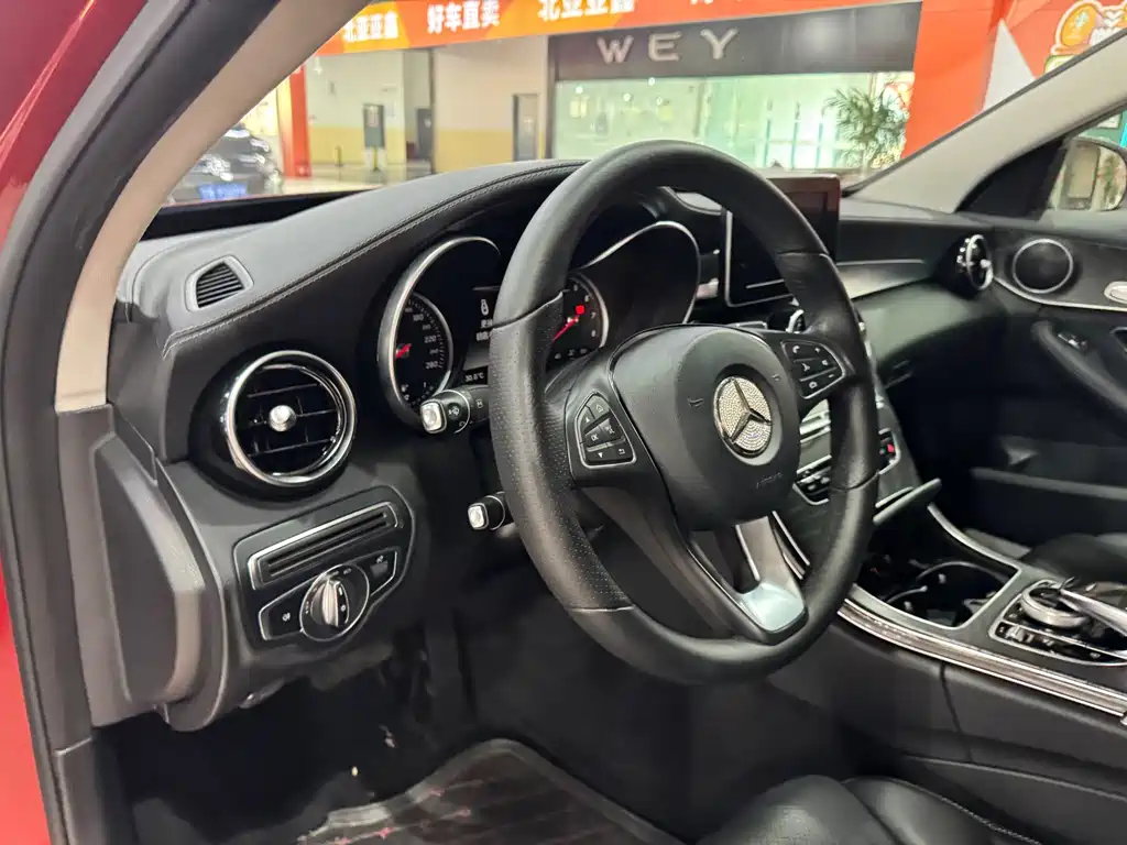 Mercedes-Benz C-Class 2018 — фото 12