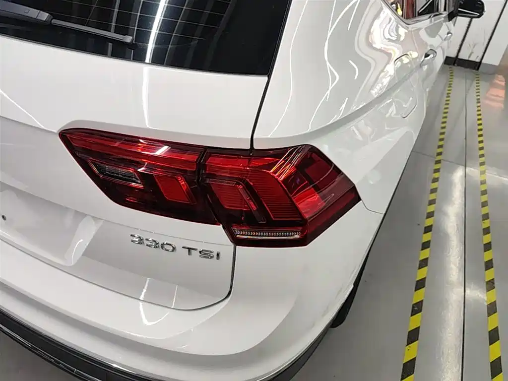 Volkswagen Tiguan L 2024 — фото 8