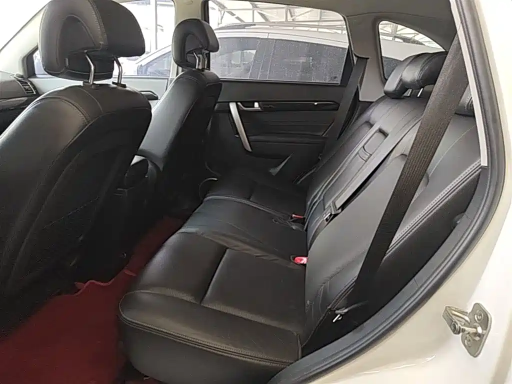 Chevrolet Captiva 2014 — фото 17