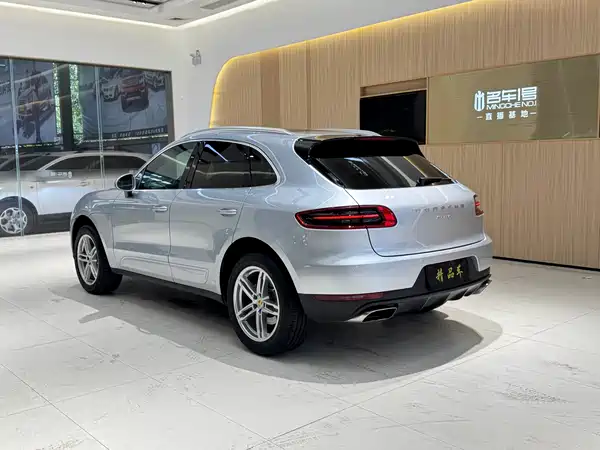 Porsche Macan 2014