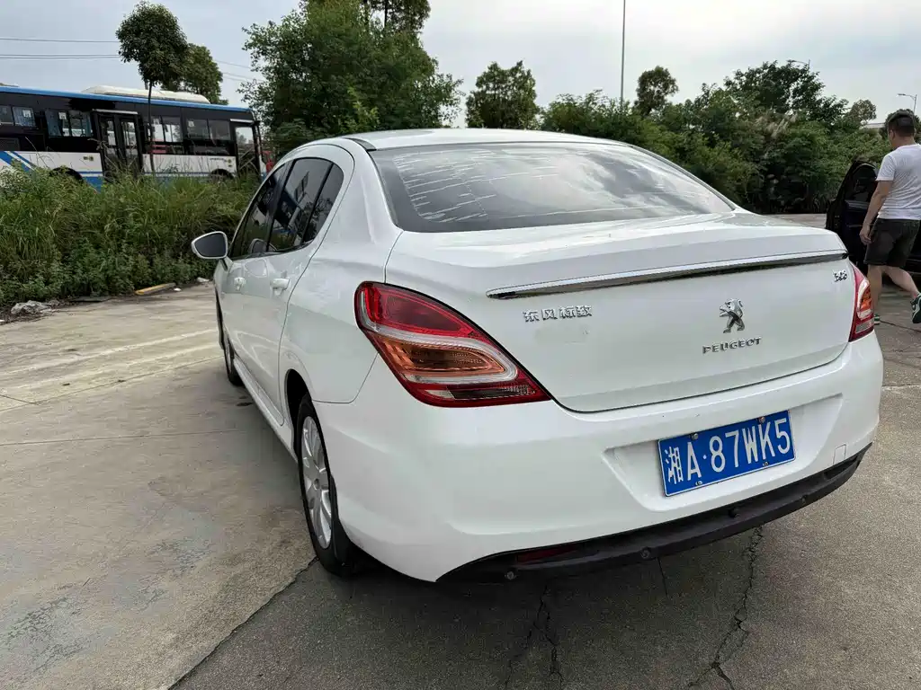 Peugeot 308 2014