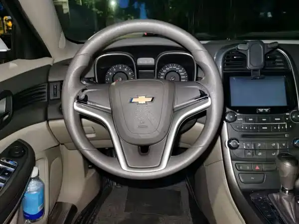 Chevrolet Malibu 2015