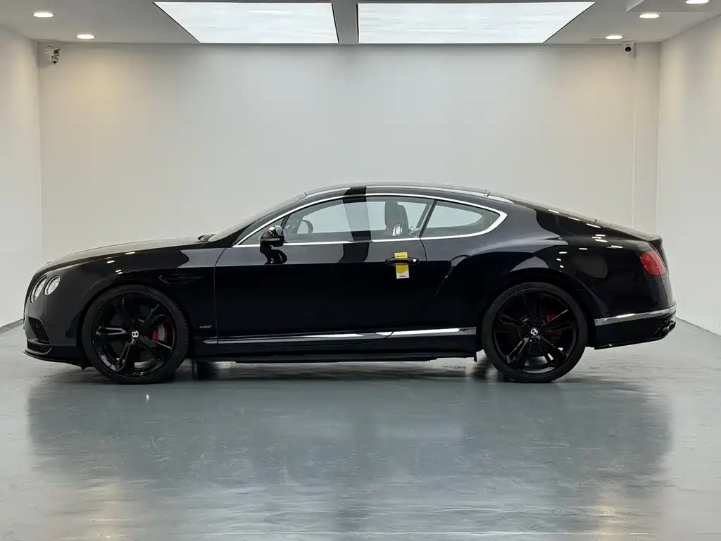 Bentley Continental 2018 — фото 18