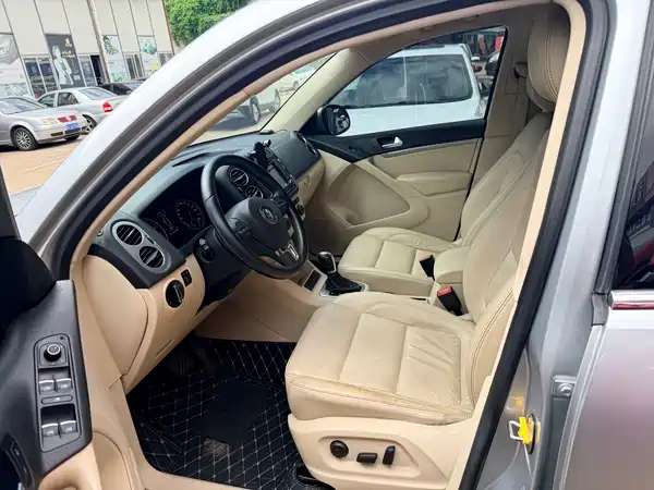 Volkswagen Tiguan 2014