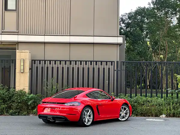 Porsche 718 2021