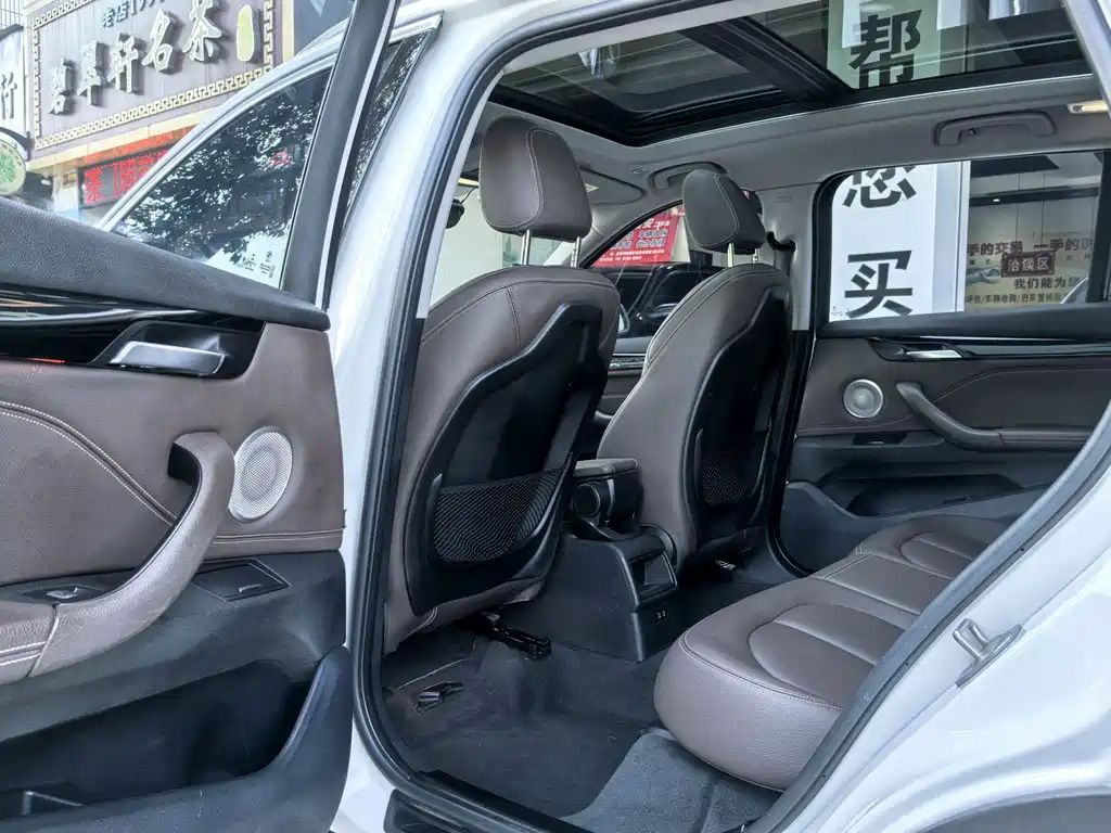 BMW X1 2021 — фото 11
