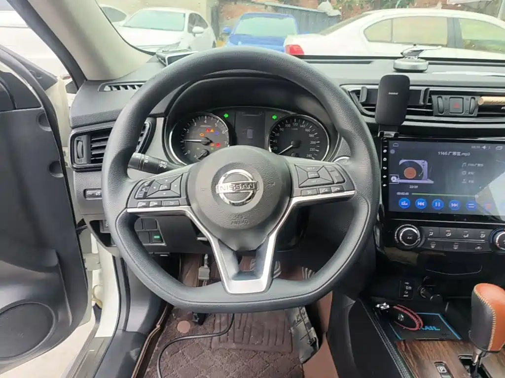 Nissan X-Trail 2017 — фото 11