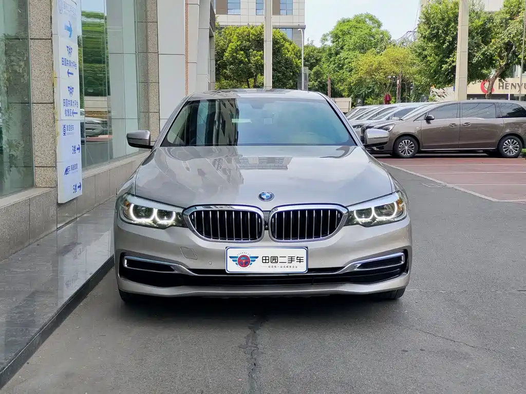 BMW 5 Series 2020