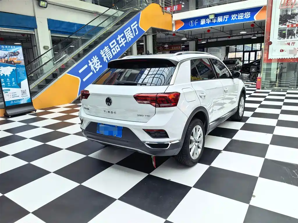 Volkswagen T-Roc 2022 — фото 7