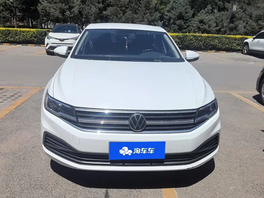 Volkswagen Bora 2021
