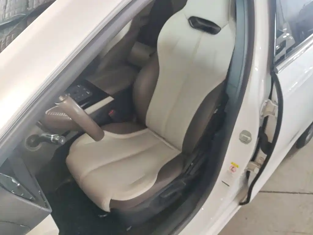 BYD Qin PLUS 2023 — фото 15