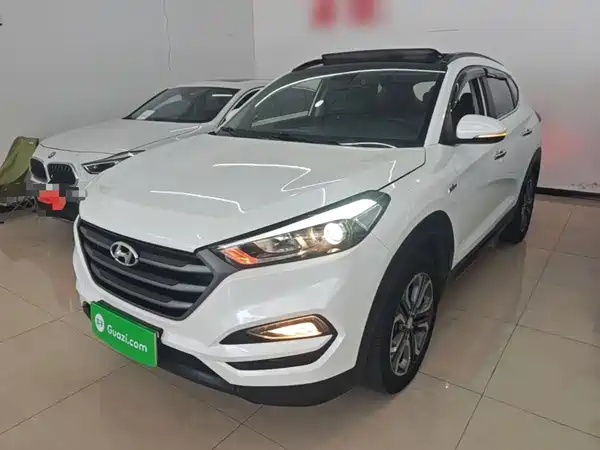 Hyundai Tucson 2015