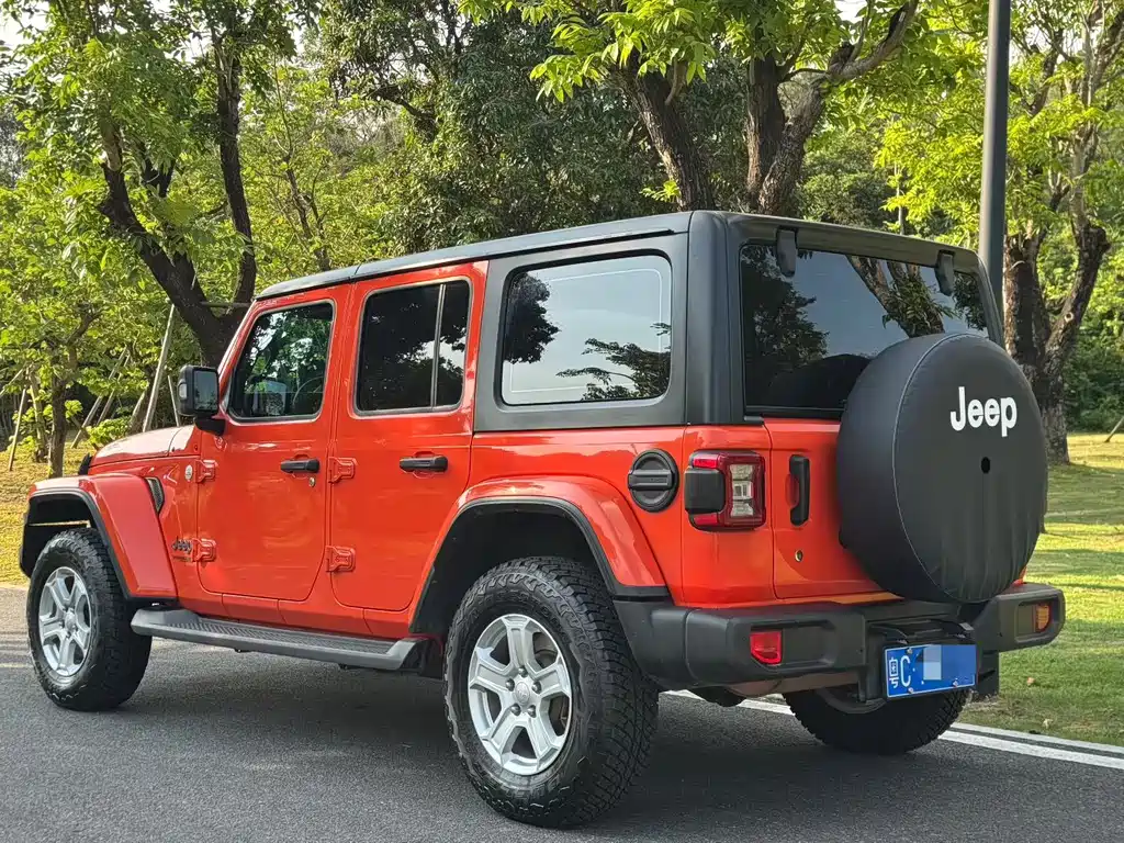 Jeep Wrangler 2018 — фото 7