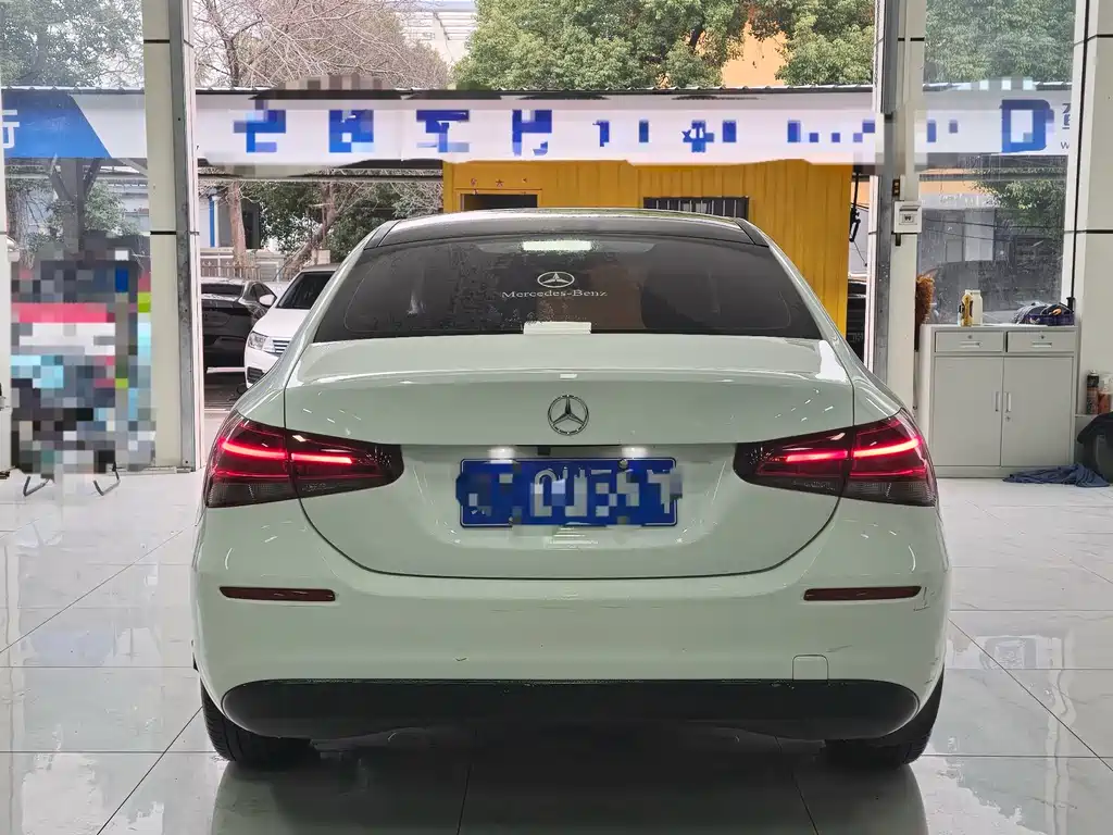 Mercedes-Benz A-Class 2020 — фото 5