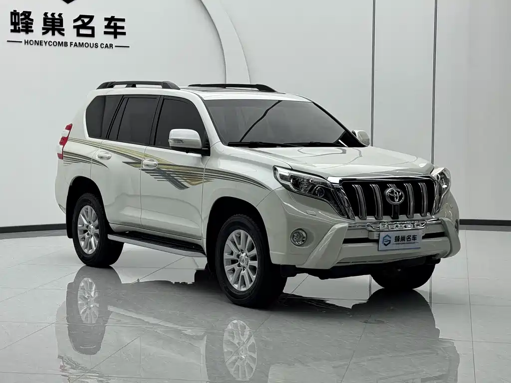 Toyota Prado 2016 — фото 3