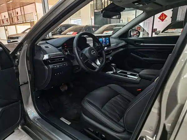 Nissan Teana 2022